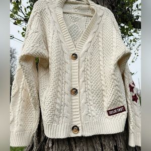 Taylor Swift original red cardigan - brand new ✨